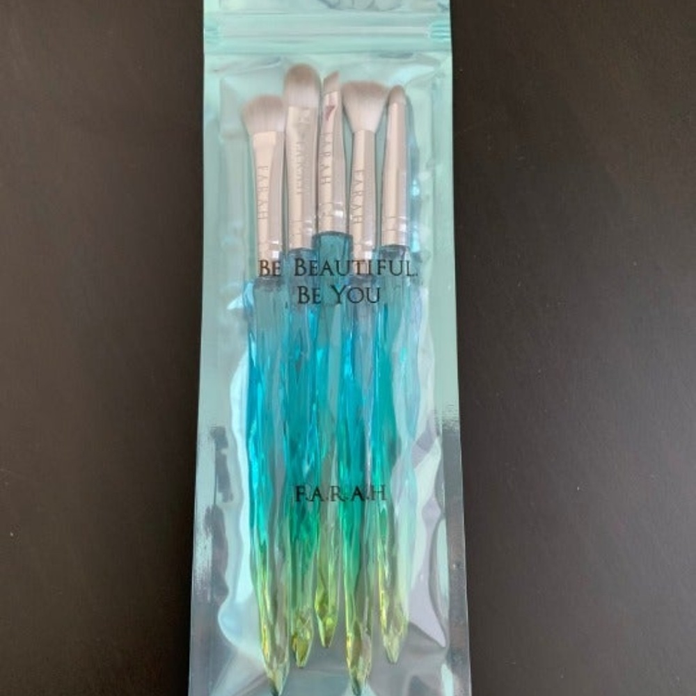 Show Me Magic Eye Brush Set